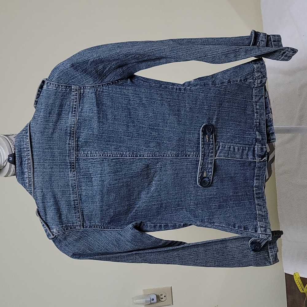 Clothes - Picture 2 of 2